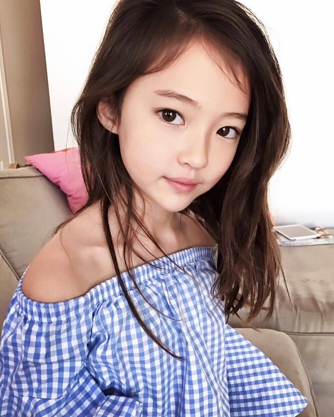 This Korean American Child Model Is Taking Over The American Fashion ...