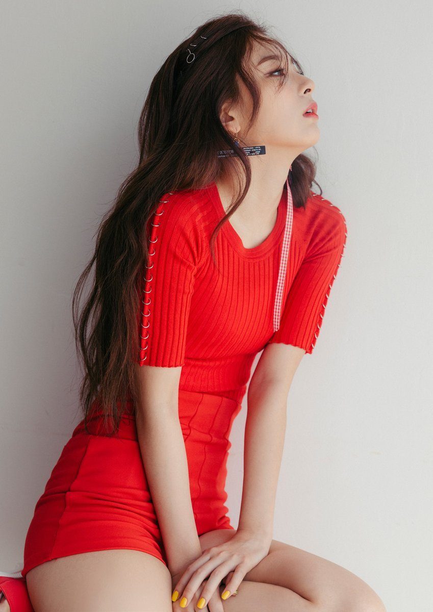 10 Outfits That Prove Red Velvet Seulgi Looks Sexiest In Red Koreaboo