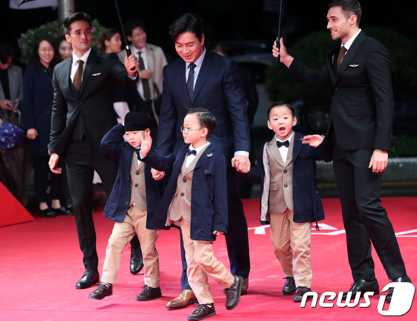 song il guk triplets